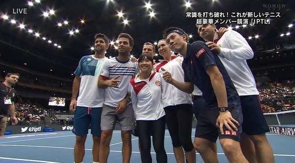 2016y12m03d_195548543