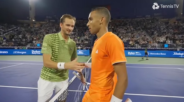 【朗報】メドベージェフ復活!?アリアシム下しドバイ決勝へ!!