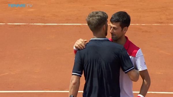 2018y04m26d_005351783