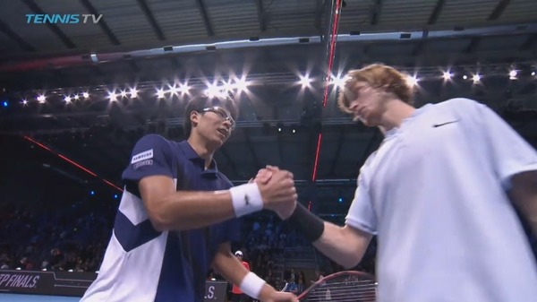 2017y11m10d_014511537