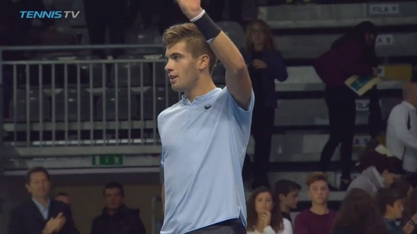 2017y11m11d_002730461