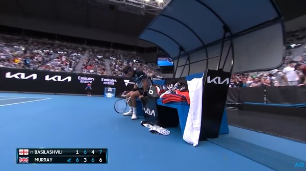 2022y01m19d_212954590