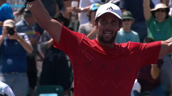 2018y03m27d_232509808