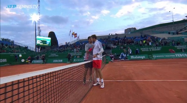 2019y04m15d_223106747