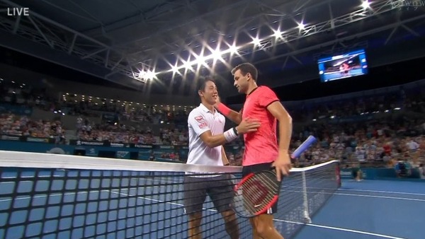 2017y01m08d_200257236