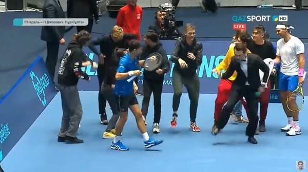 2019y10m26d_150339593