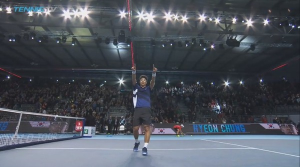 2017y11m12d_193047414