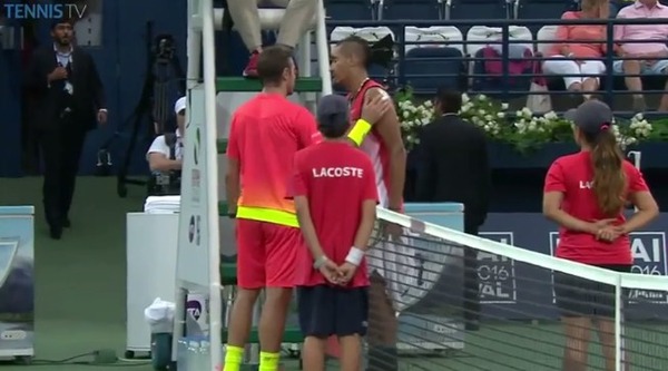 2016y02m27d_053205198