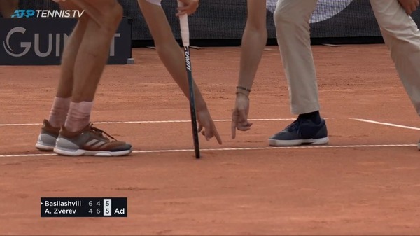 2019y07m27d_232753440