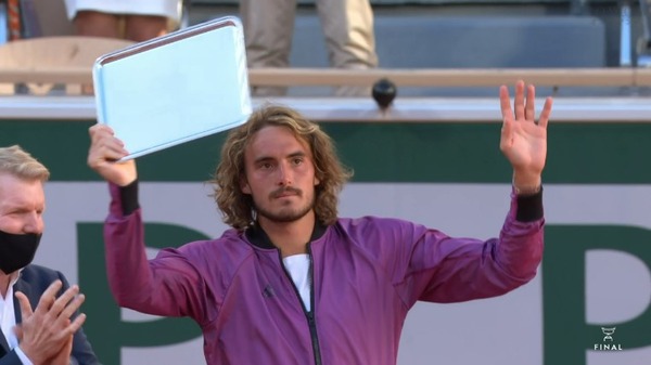 2021y06m14d_122742931