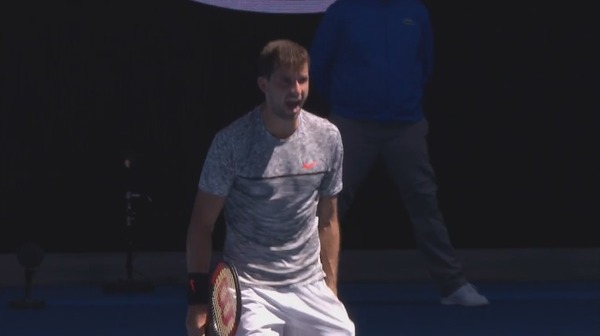 2017y01m19d_233014724