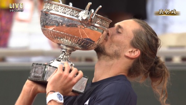 ”王者”ズベレフの実績「全仏優勝、全豪＆全米準優勝、五輪金、マスターズ7勝、ファイナルズ2勝」←これもうレジェンドだろ…