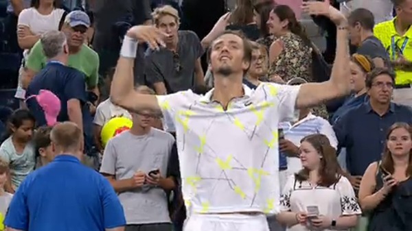 2019y09m01d_220154235