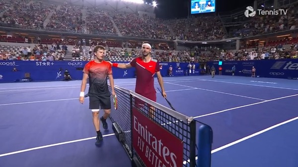 2022y02m23d_083345356