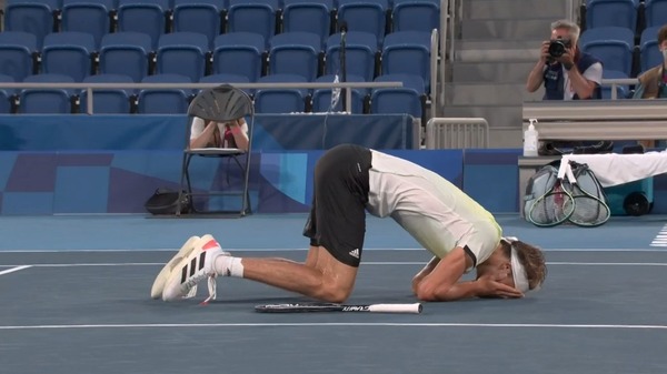 2021y08m01d_183745383