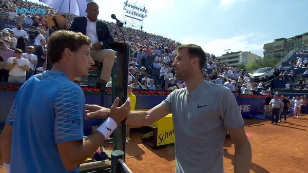 2018y04m27d_230337754