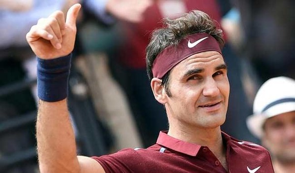 francisco-velasquez-Federer-ya-est--en-el-suelo-de-Roland-Garros