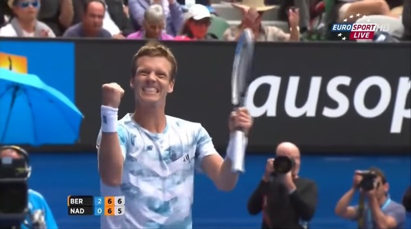 2020y05m16d_235513612