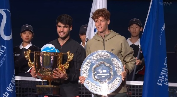 【速報】頂上対決！アルカラスがシナーをフルセットで下し北京初優勝！！無敵シナーに今季3勝0敗！！