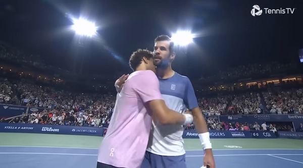 2025y08m10d_214220503