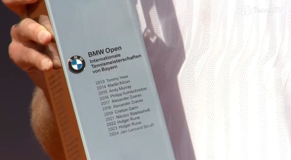 2025y04m21d_223942086