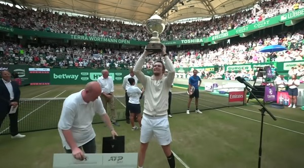 好調ブブリクがメドベージェフ下しハレ優勝！！メドベまたもや優勝ならず…