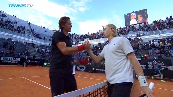 2018y05m16d_190825803