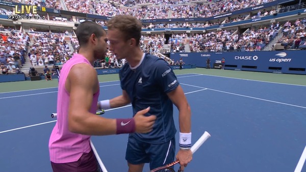 2025y09m03d_043244-2