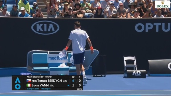 2017y01m16d_223812359