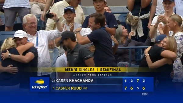 2022y09m10d_071407273