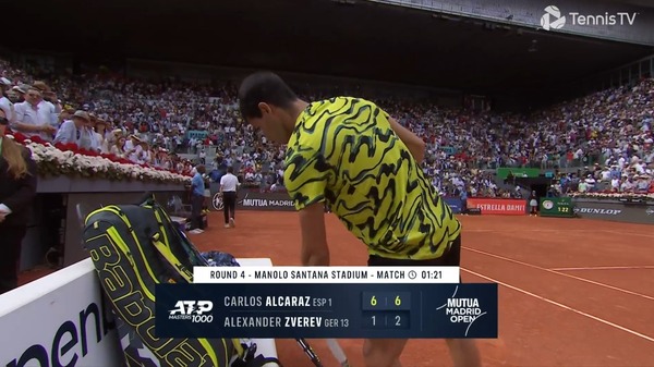 アルカラスがズベレフに圧勝でマドリードベスト8へ！！次世代王者対決制す！