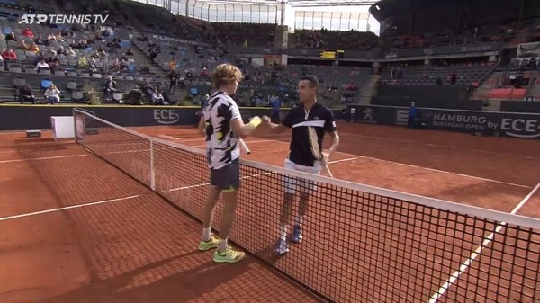 2020y09m26d_200035248