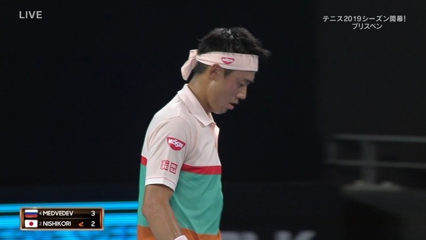 2019y01m06d_191401696