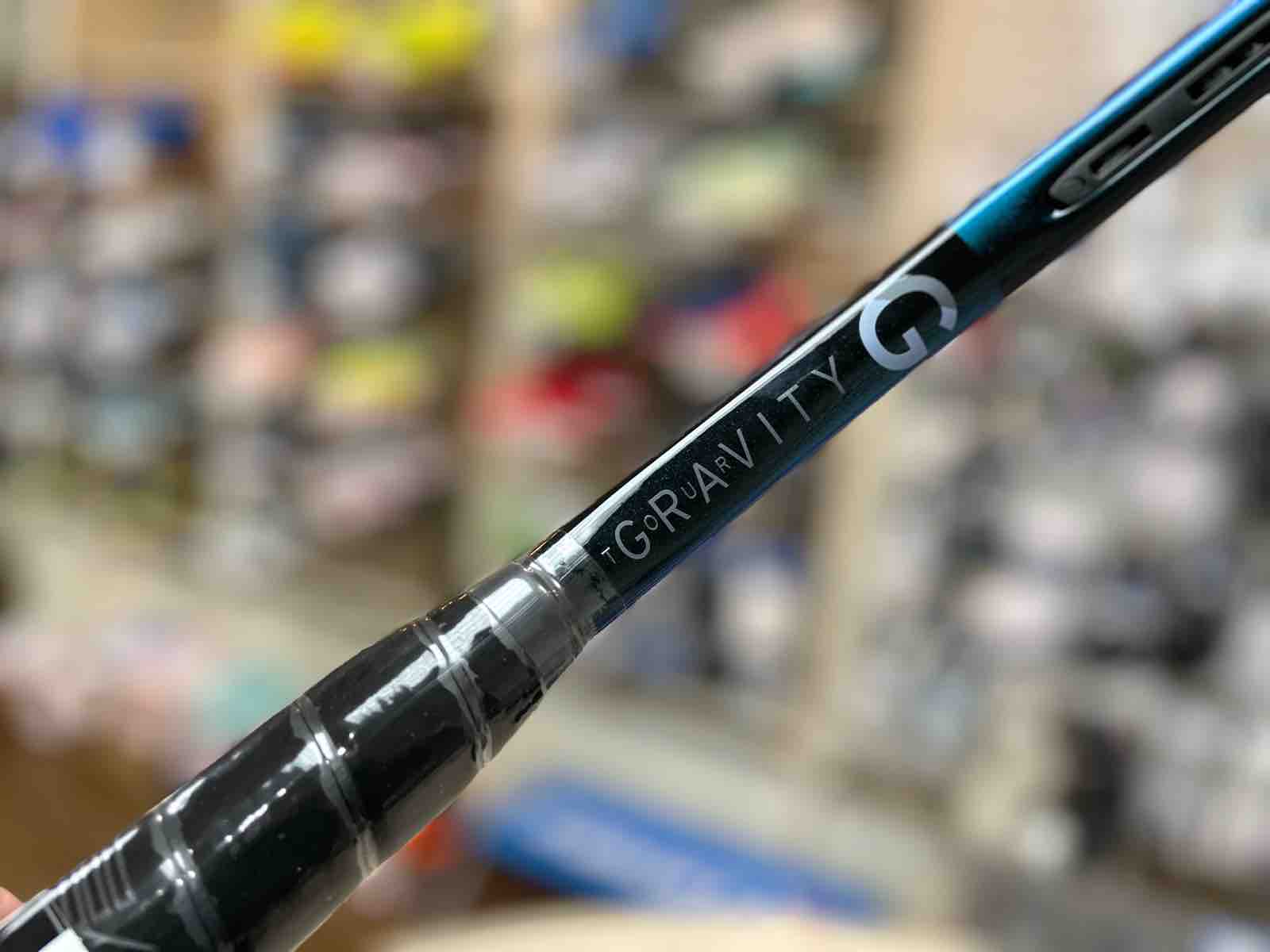 HEAD GRAVITY TOUR2025 使用僅かの新品同様品 2025年モデル】ヘッド(HEAD) テニスラケット グラビティ ツアー 2025