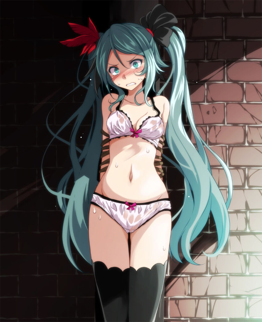 sample_b9bfe856260a37f74831b6625103f715