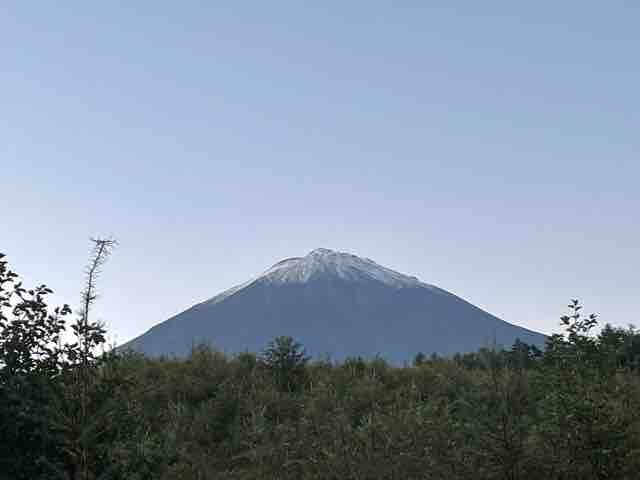 今朝の富士山9 27鳴沢村 富士桜高原 薄いオレンジ色の背景の空 4 渡辺英一オフィシャルブログ 今日の富士山 In 富士吉田 今朝の富士山9 27鳴沢村 富士桜高原 薄いオレンジ色の背景の空 4 渡辺英一オフィシャルブログ 今日の富士山 In 富士吉田