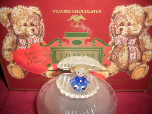 ガラスの人形オルゴール