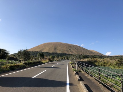 鬼岳全景