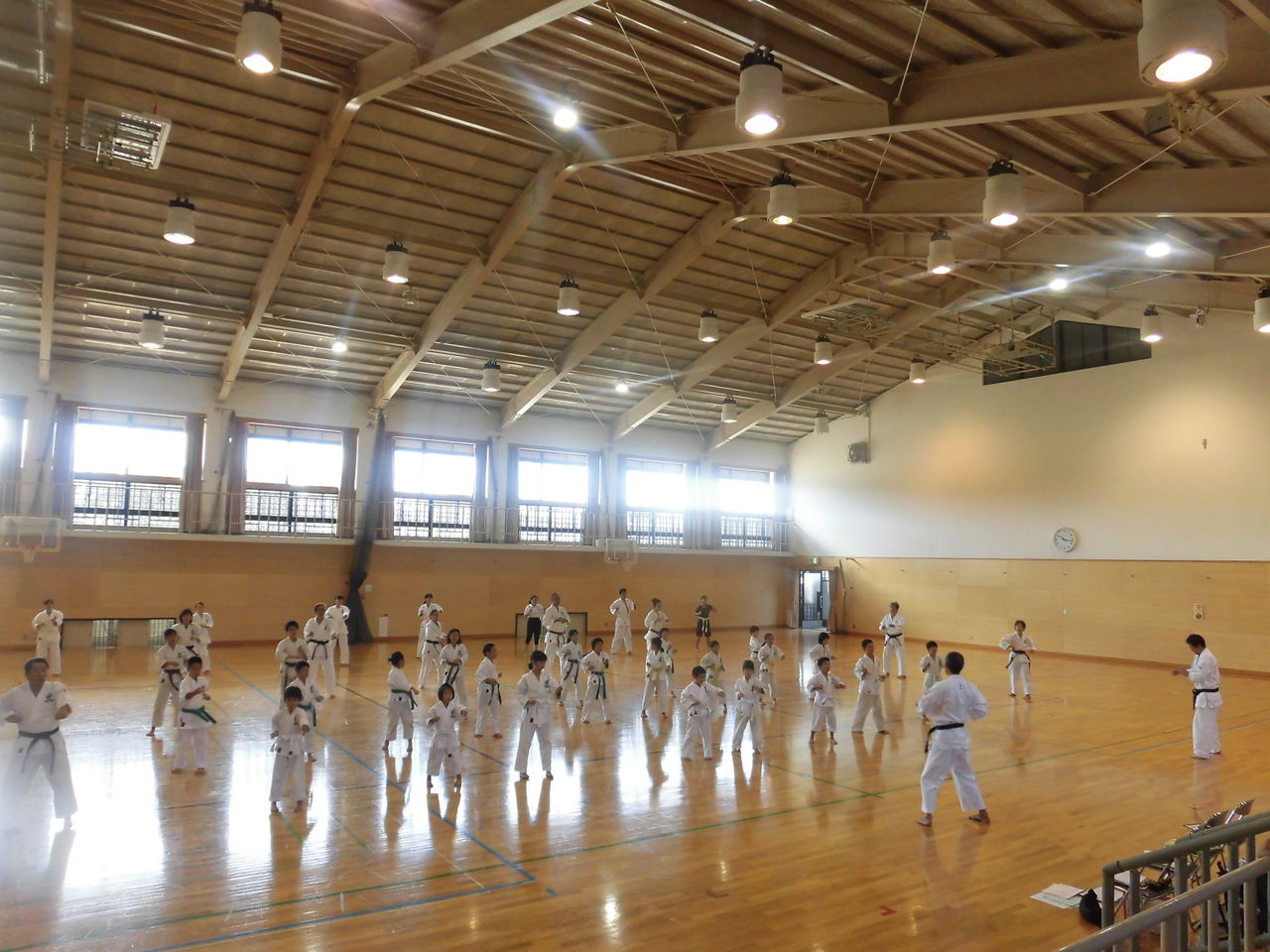 活動歴および当時の関連ビジュアル記録