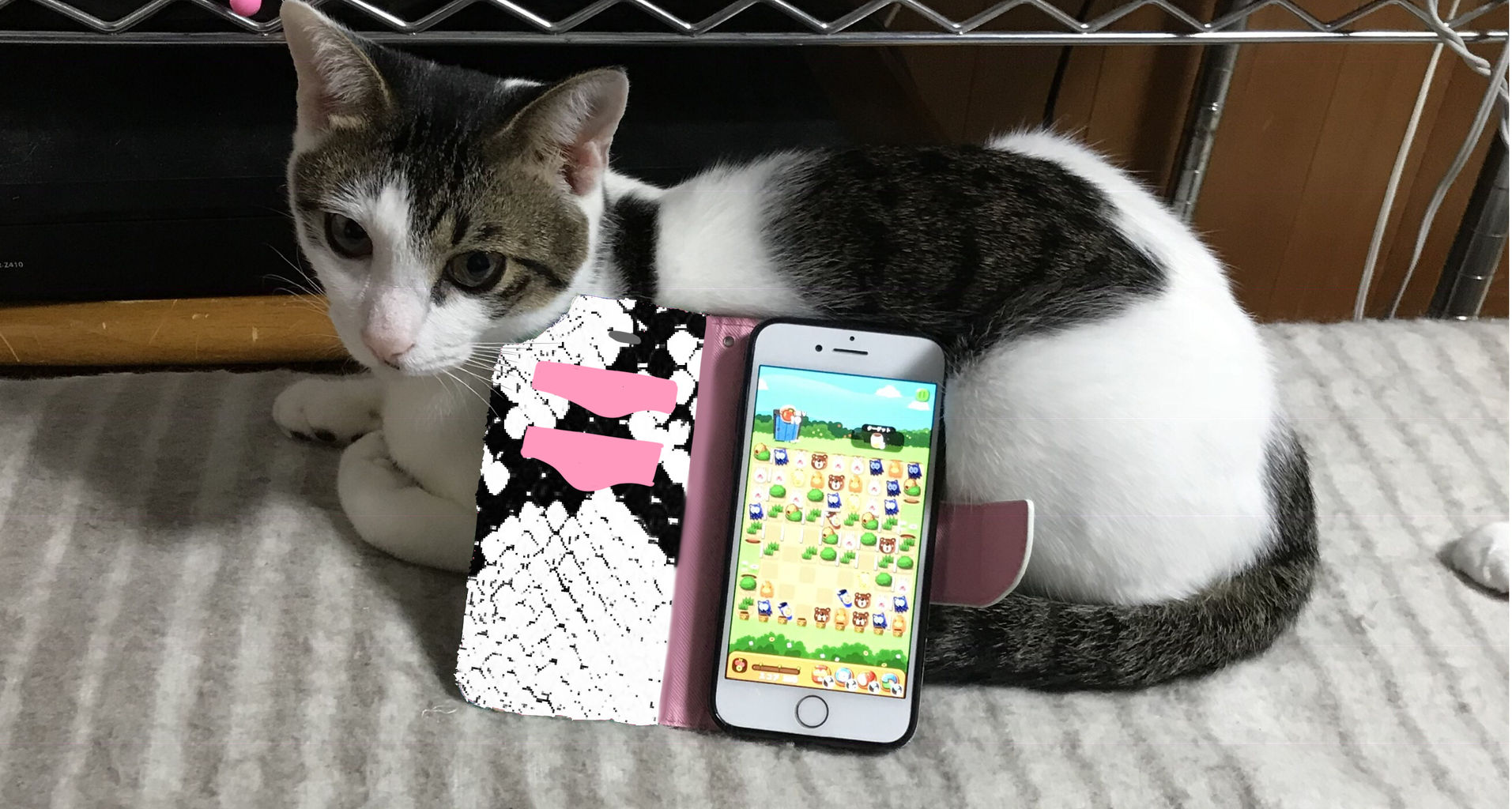 4コマ 自由移動型スマホスタンド デブでオタクで独身だけど猫がいる