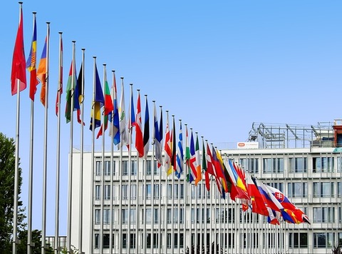 flags-g50e03509e_640