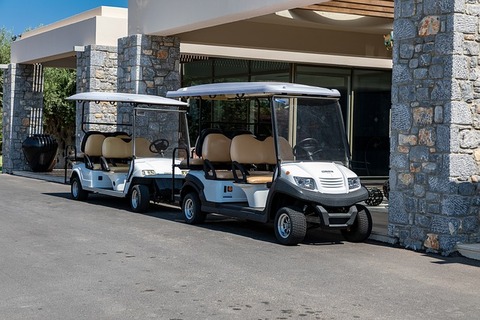 golf-carts-g7cdaf2f61_640