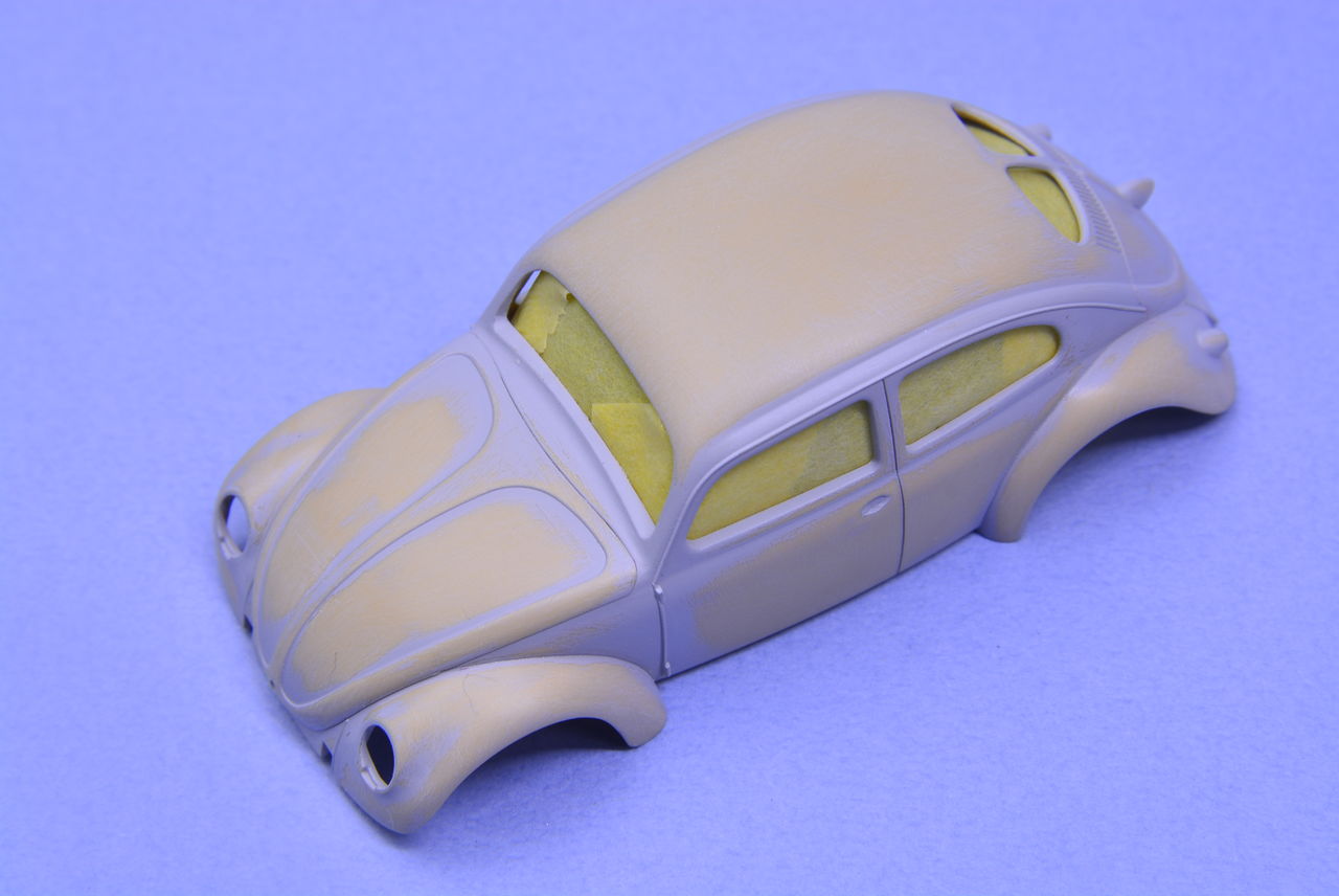 はじめてのカーモデルに最適 初心者に優しい好キット タミヤ1 48フォルクスワーゲンビートル 製作講座 8 サーフェイサーを使った光沢塗装の下地作り 表面処理最終編 プロモデラー林哲平の見るだけでプラモが上手くなるブログ
