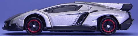 LAMBORGHINIVENENO (4)