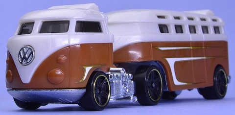 CUSTOMVOLKSWAGENHAULER (2)