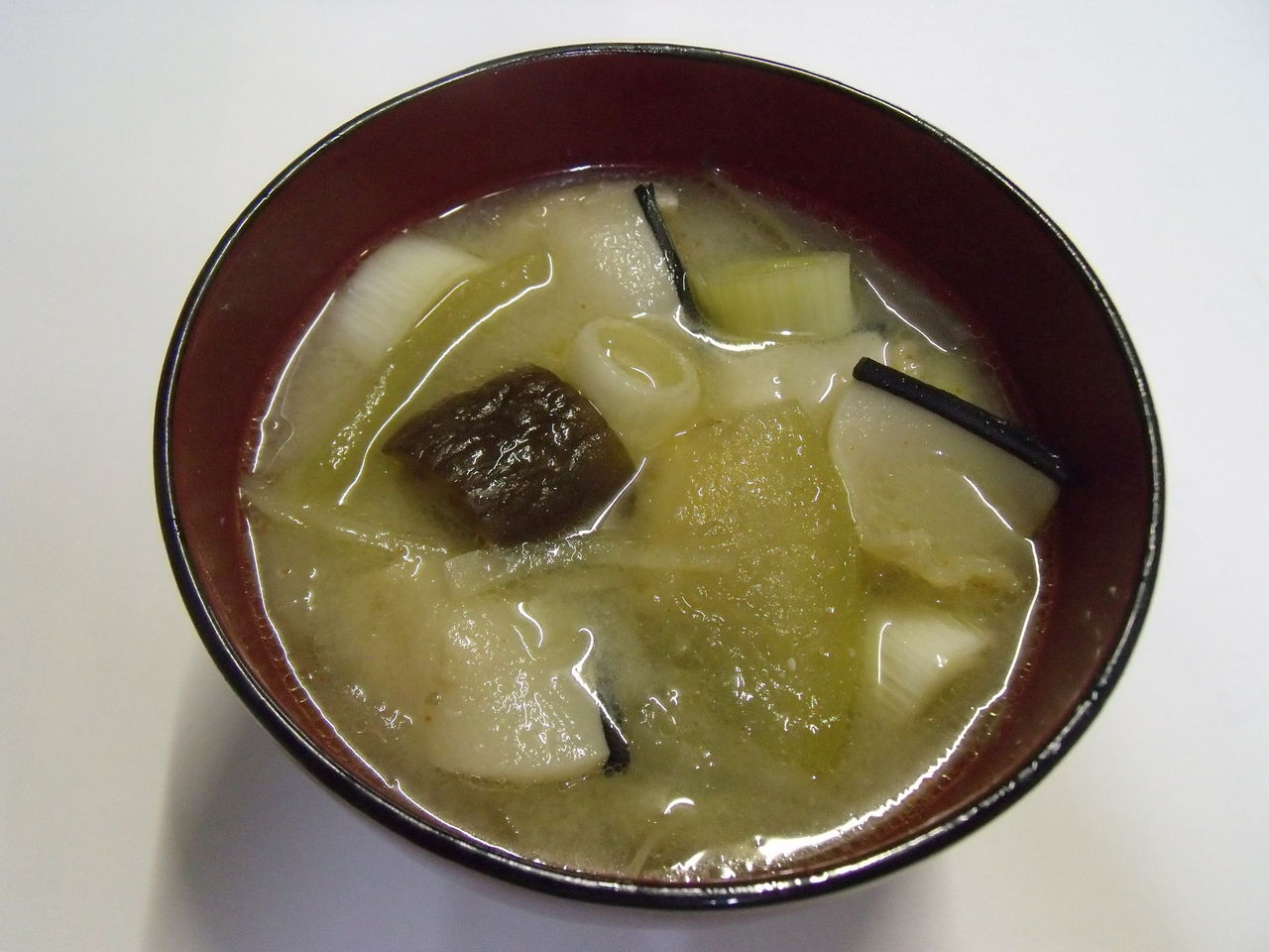 本日のご夕食にくじら汁 愛 Love てらどまり