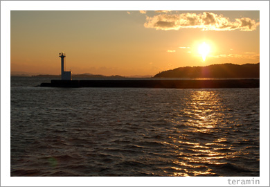 牛窓の夕陽1