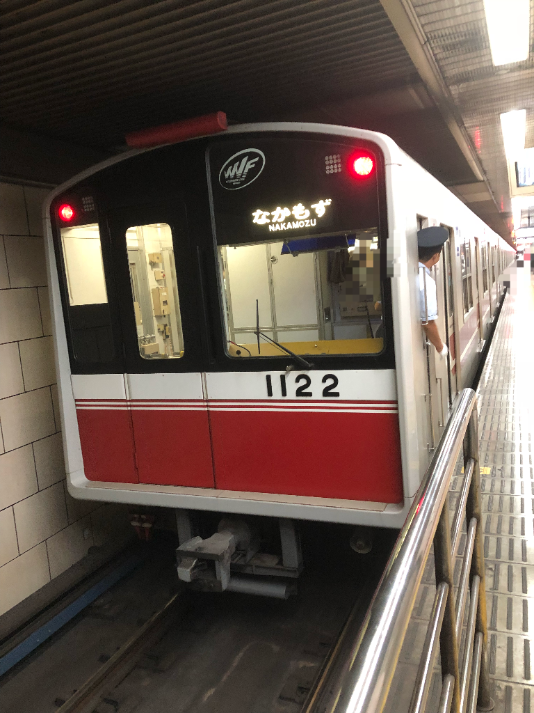 ハロウィンの数日前に撮影した大阪メトロ御堂筋線の10a系です 寺りんの乗り物大好きblog ハロウィンの数日前に撮影した大阪メトロ御堂筋線の10a系です 寺りんの乗り物大好きblog