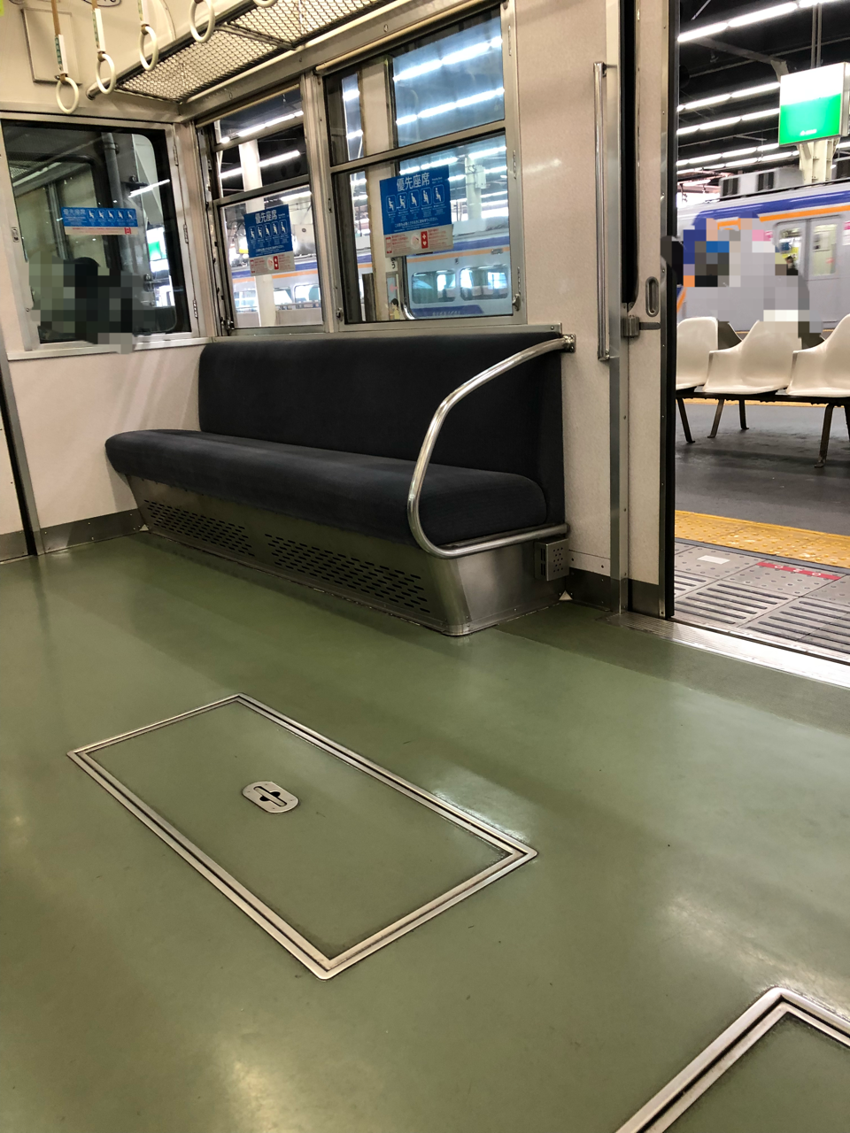 南海電車の座席はフワフワしています 寺りんの乗り物大好きblog 南海電車の座席はフワフワしています 寺りんの乗り物大好きblog