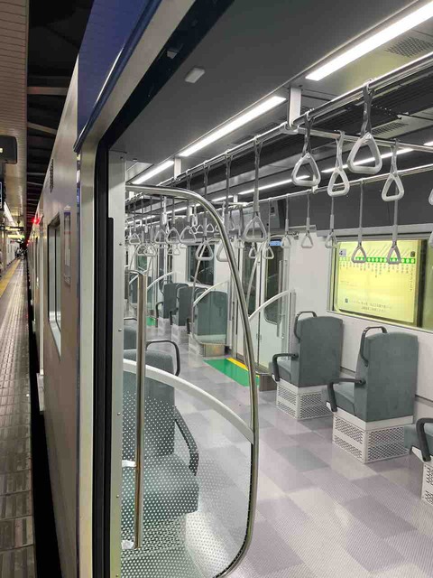 b36dc587-s.jpg